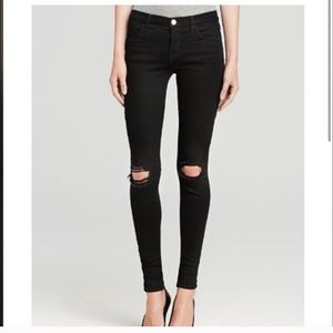 JBrand 620 mid-rise skinny jean. Size 26